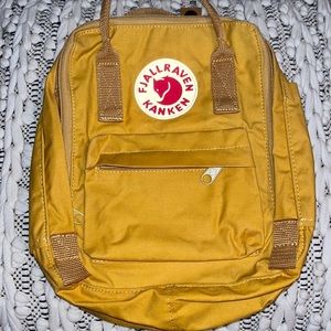 Fjallraven Kånken Mini  Backpack